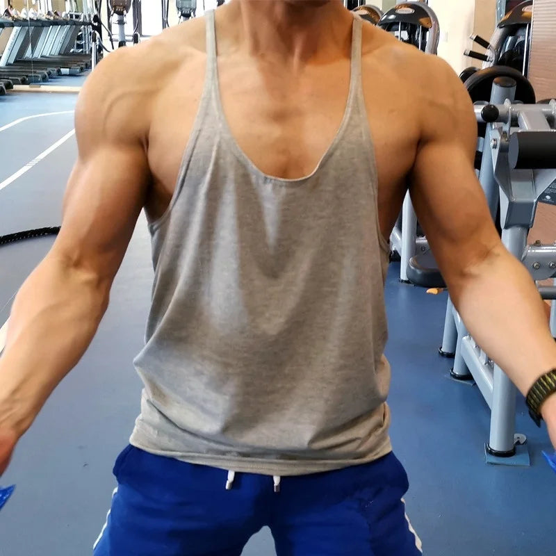 قميص رياضي رجالي بحمالات خلفية (Y-Back)، مقاسات من M إلى XXXL